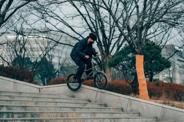 Jak zbudować własną rampę do skoków BMX